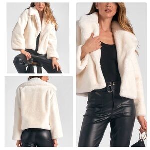 House of Harlow 1960 Cream Faux Fur Jacket